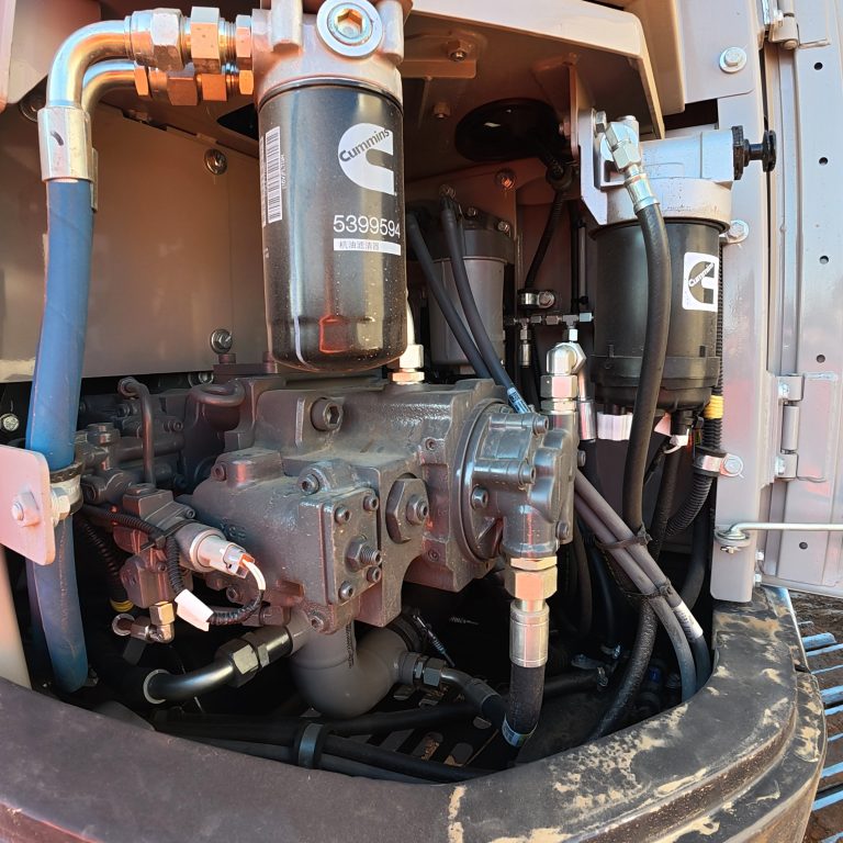 Zoomlion collabora con Kawasaki per i suoi impianti idraulici