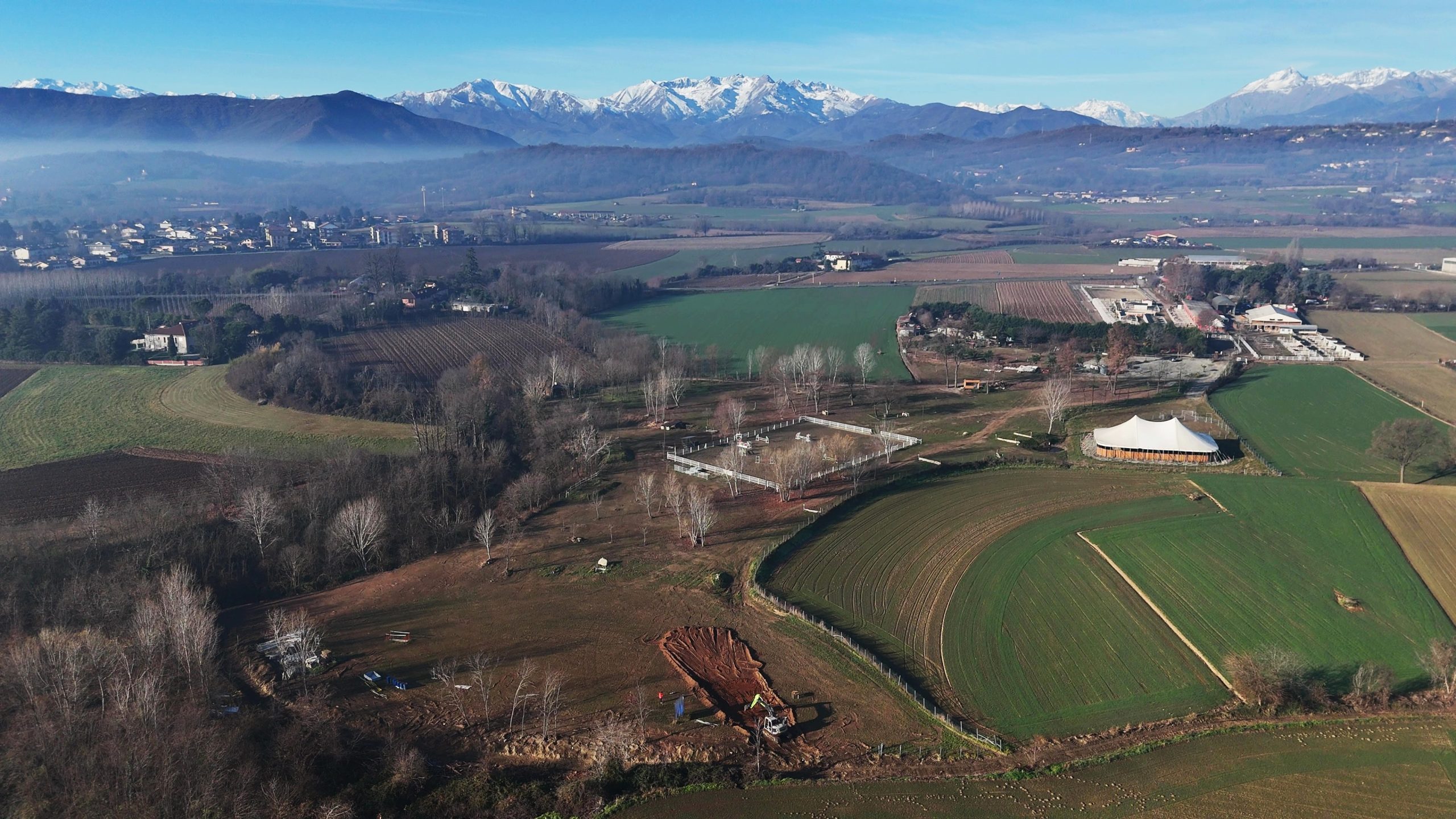 Lo scenario operativo dello Zoomlion ZE145GU è un grande maneggio tra Rivalta di Torino e Rivoli