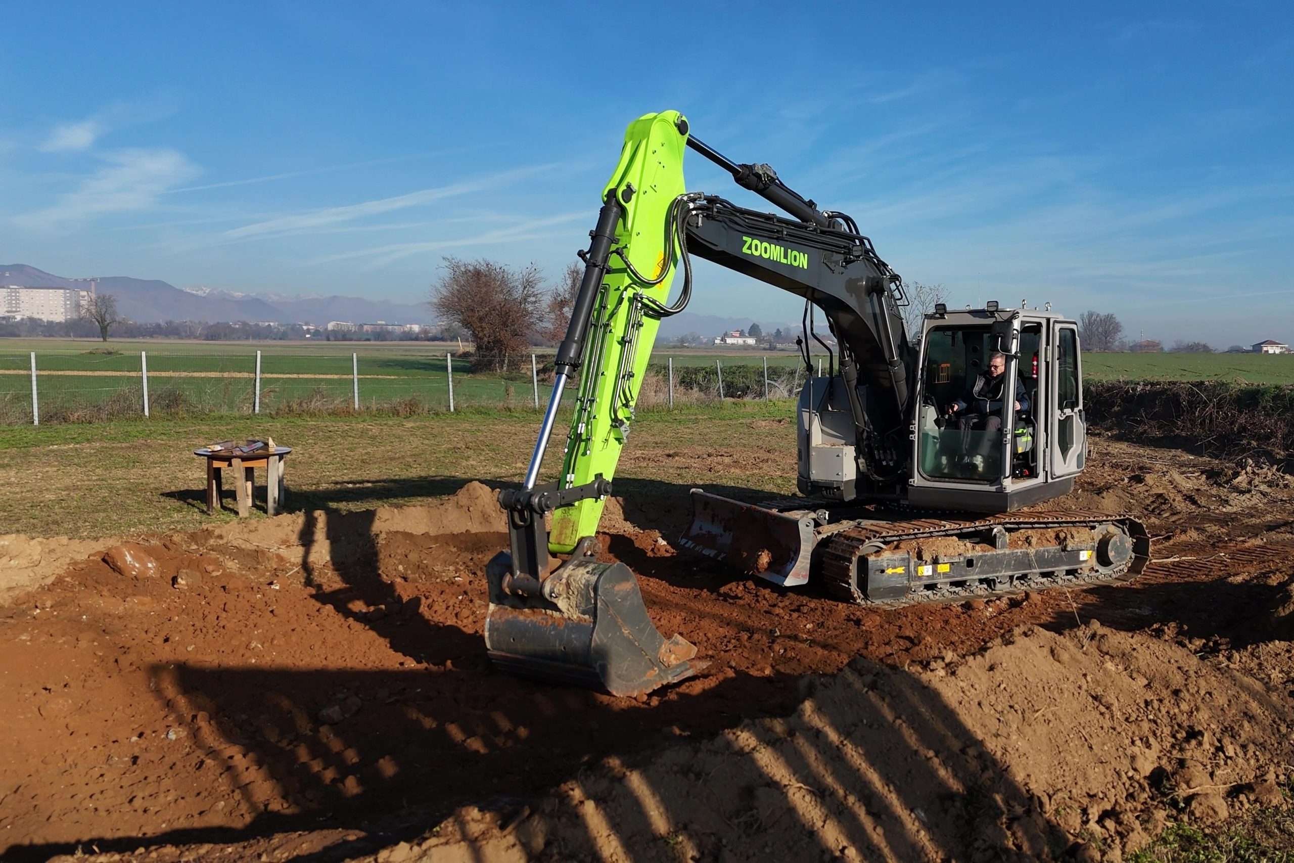 Lo ZE145GU ha un impianto idraulico prestazionale e fluido