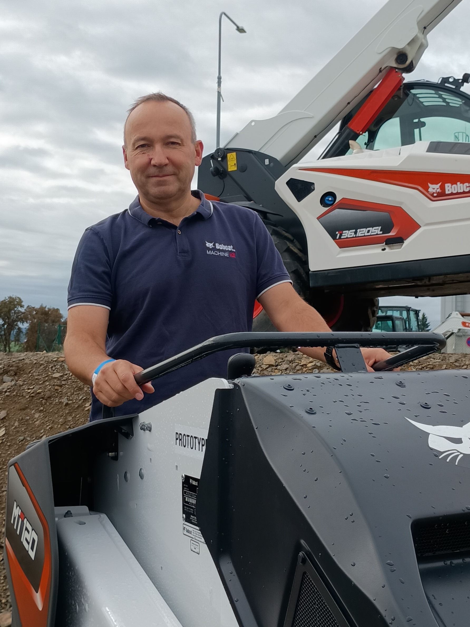 Dušan Janda è l'Aftermarket Business Development Manager