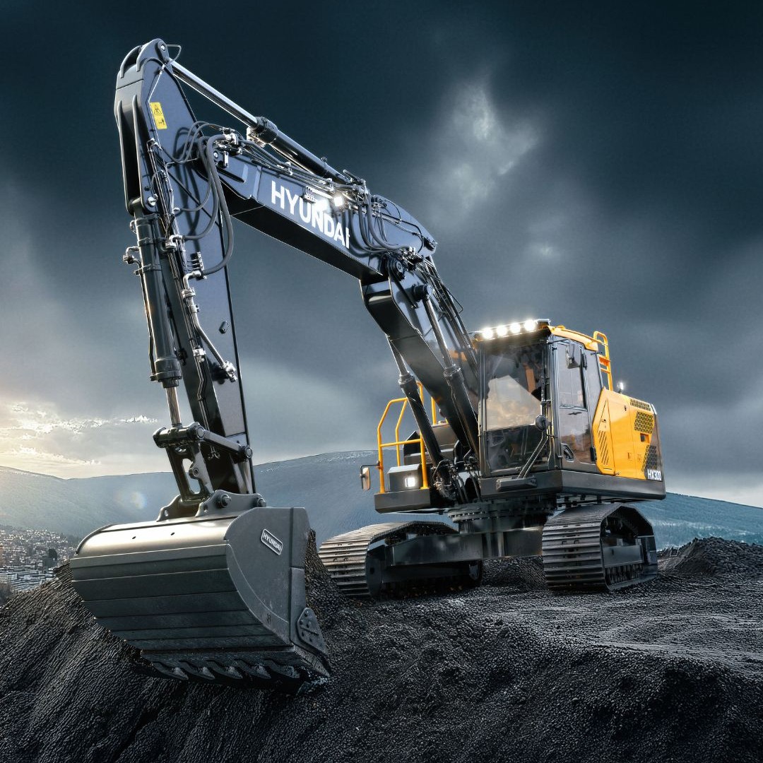 Il nuovo Hyundai HX300L è presente anche con braccio a triplice articolazione