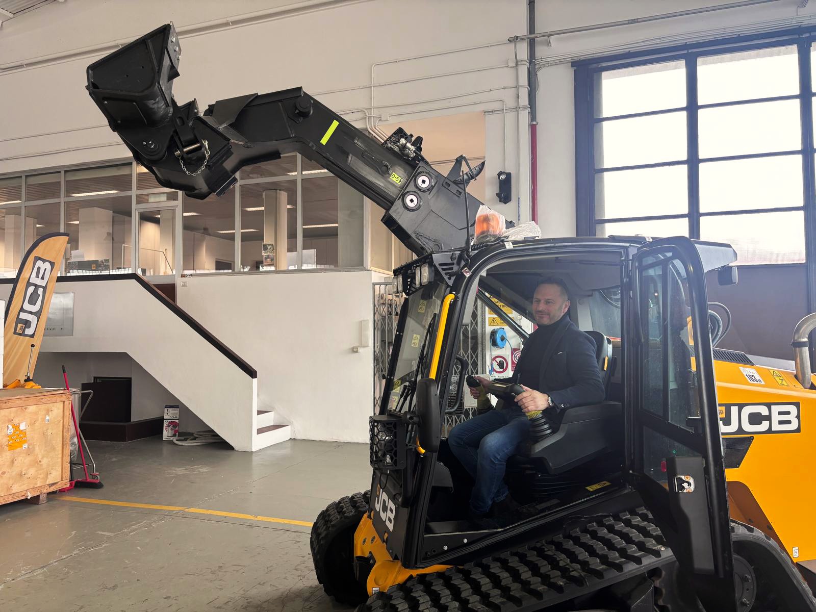 JCB è oggi presente in Toscana e Umbria con Toscandia