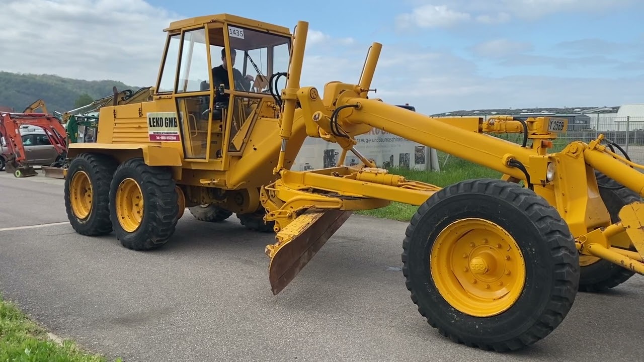 I grader Frisch sono gli antesignani degli attuali Case 836 e 856