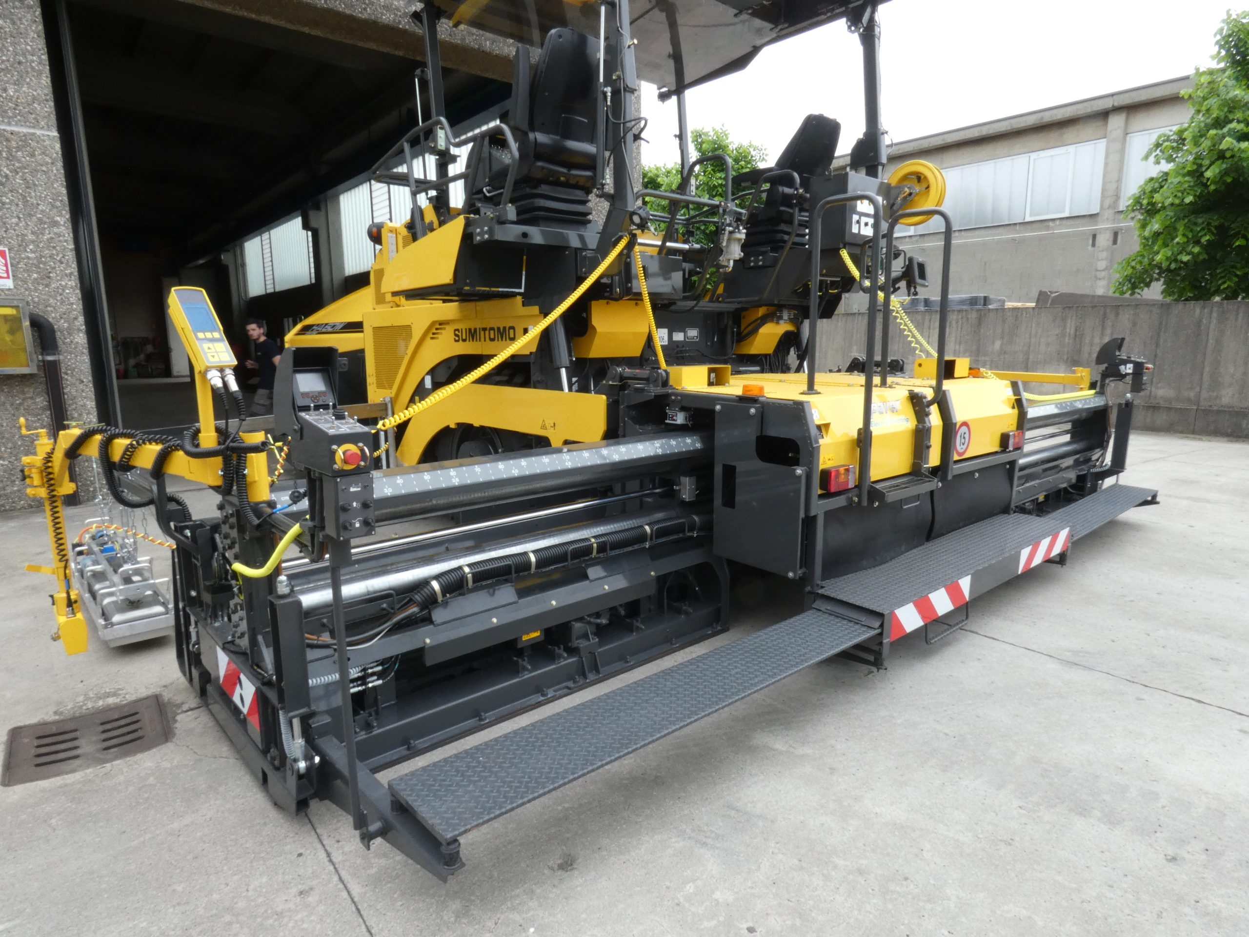 Il banco J-Paver un elemento fondamentale delle finitrici Sumitomo