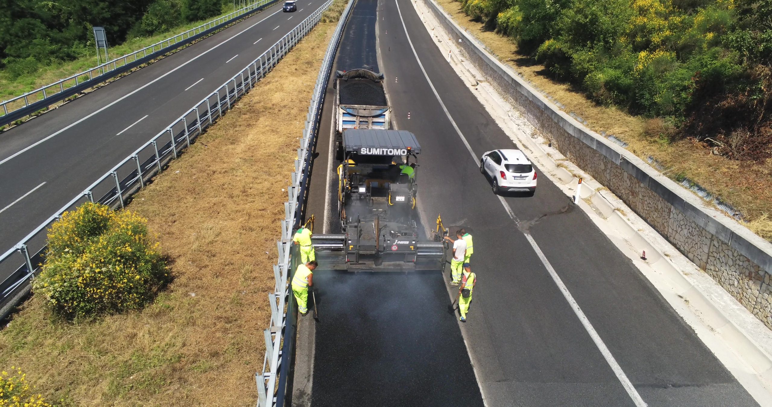 OMS ha diffuso le finitrici Sumitomo in tutta Europa