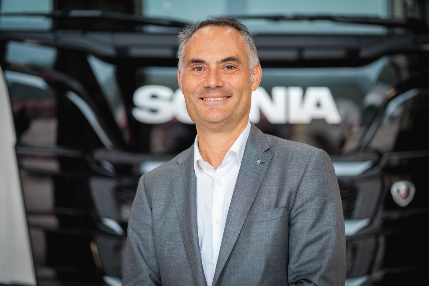 Enrique Enrich, alla guida di Scania Italia dal 1° dicembre 2020 al 31 agosto 2026, periodo in cui l'azienda ha consolidato il proprio posizionamento sul mercato italiano.