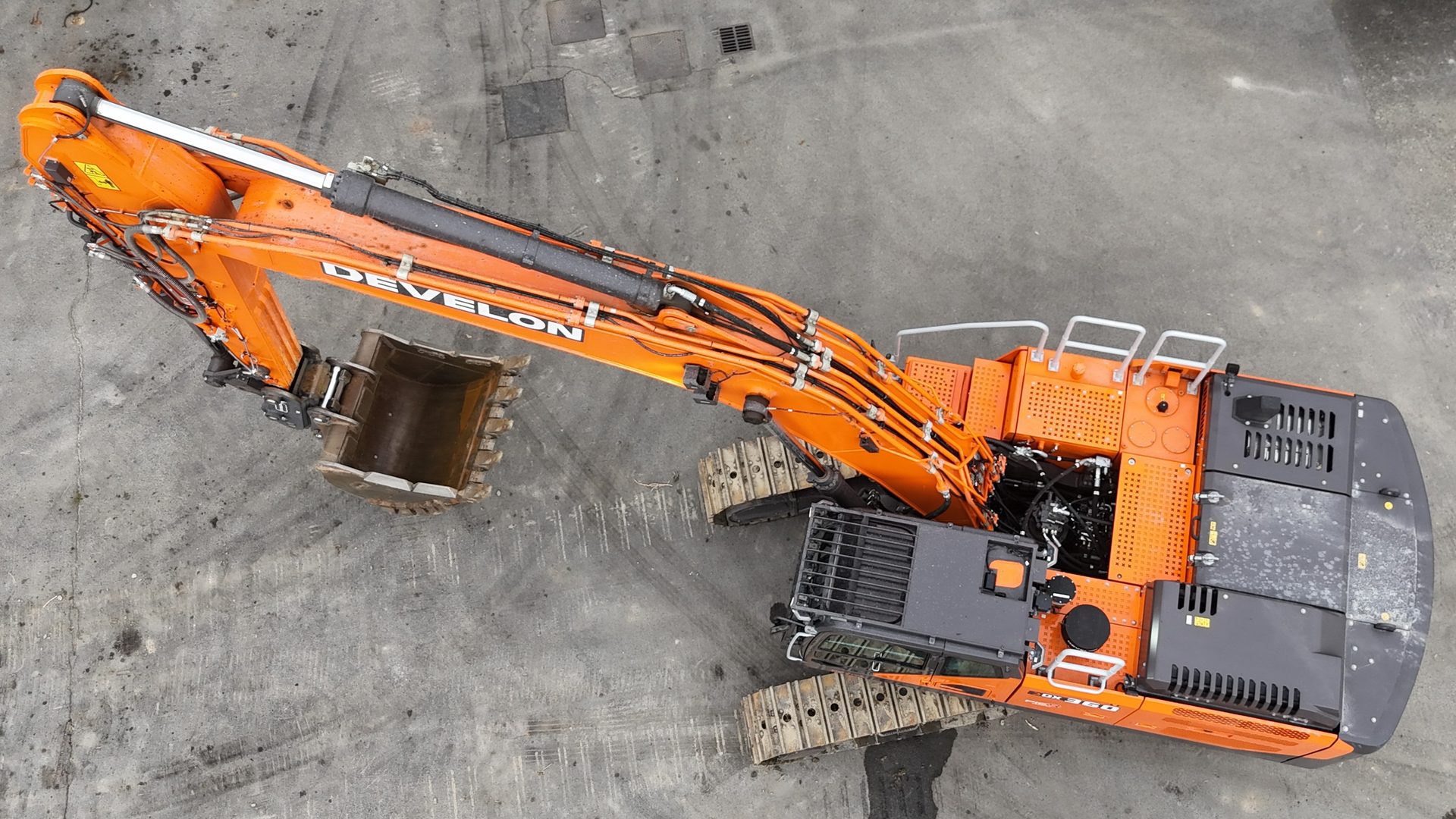 Develon ha una forte tradizione nelle strutture heavy-duty dei propri escavatori