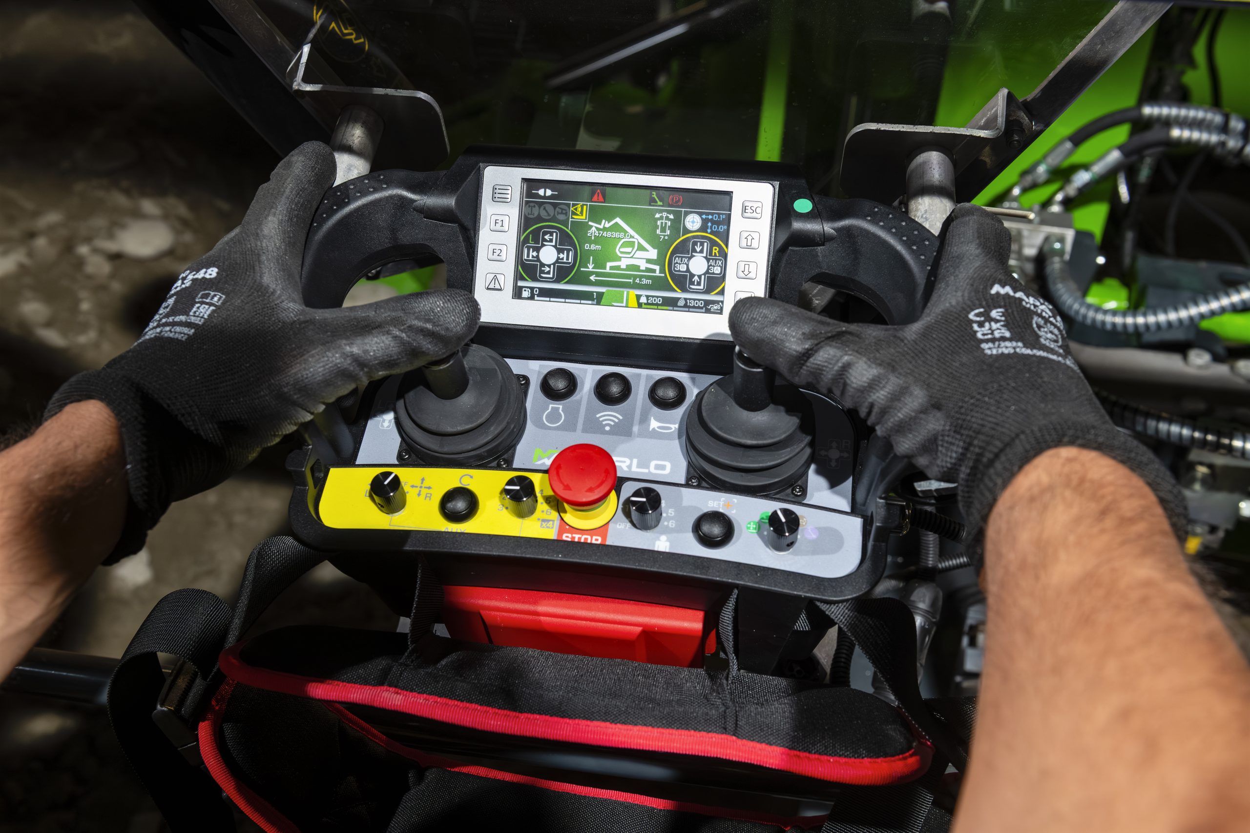 Merlo ha sviluppato completamente in house il radiocomando del ControlMax