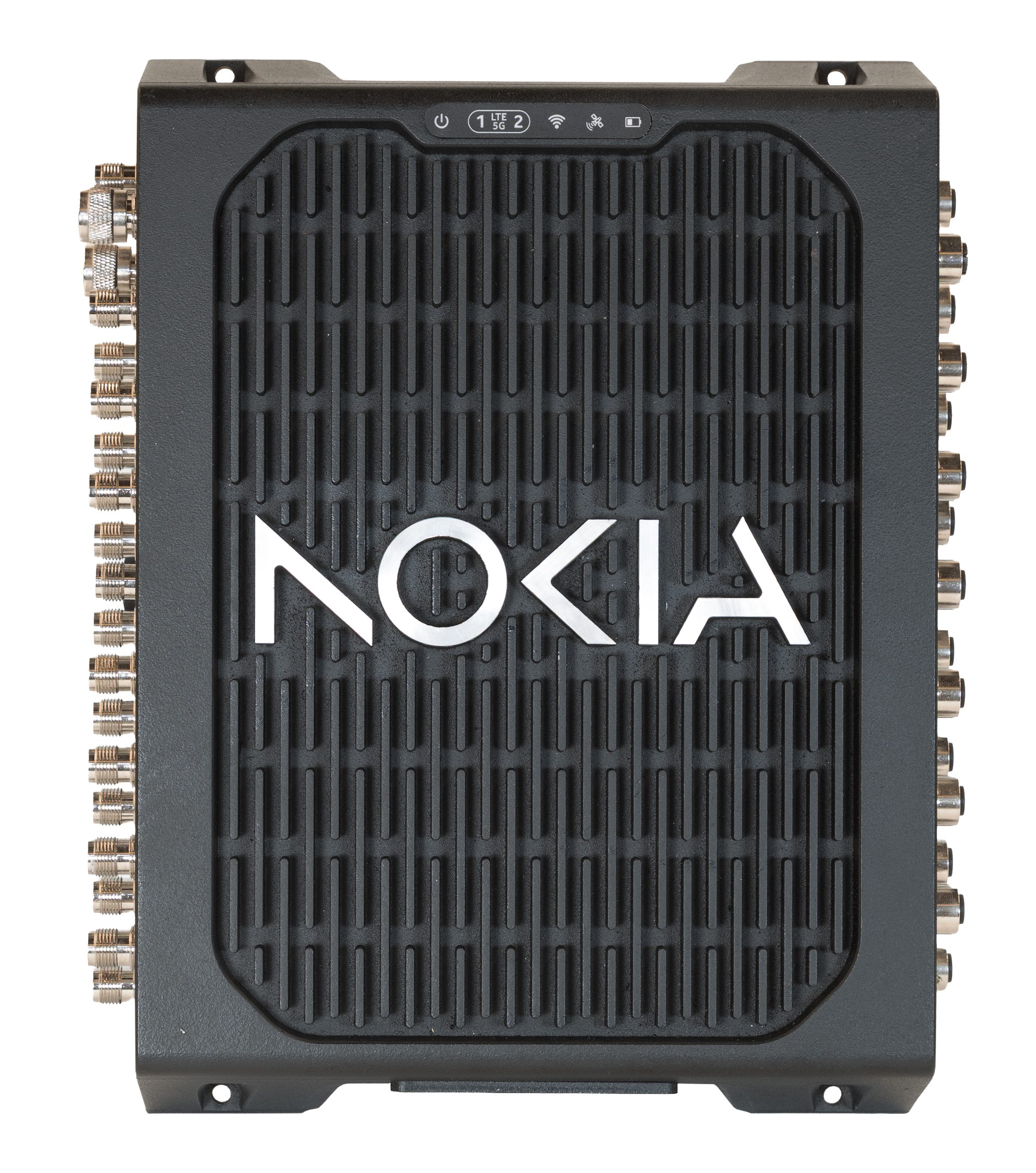 Il Cognitive Edge Node (CEN) di NOKIA, il dispositivo hardware che alimenta la nuova piattaforma di intelligenza artificiale e reti wireless resilienti per operazioni sul campo.